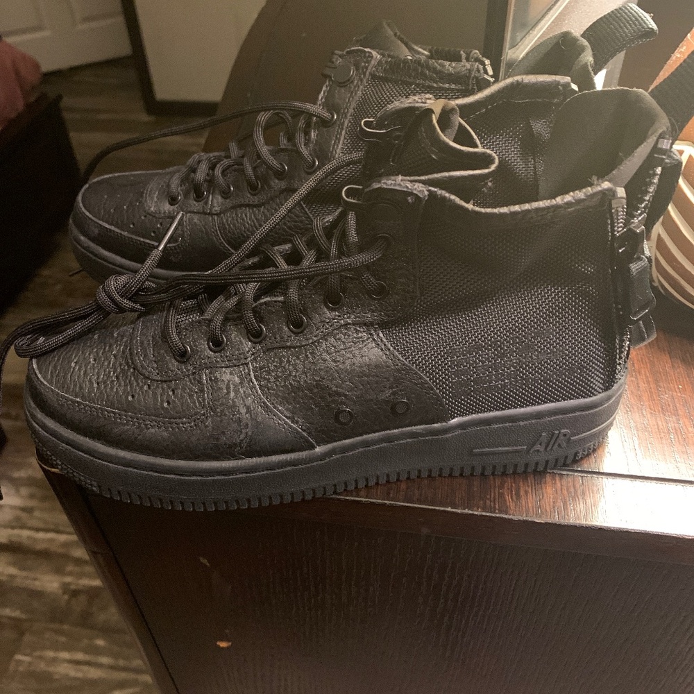 Nike air